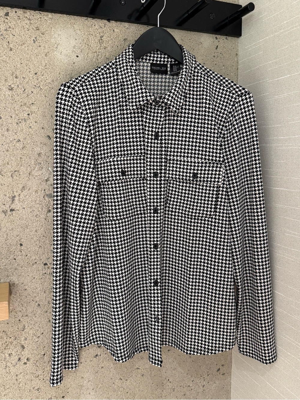 Rachel Zoe Black & White Long Sleeve Houndstooth Button Shirt Blouse Size XL